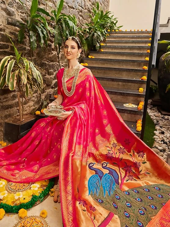 AXONIT Jacquard Silk Saree with Golden Zari Peacock Design, Festive Wear