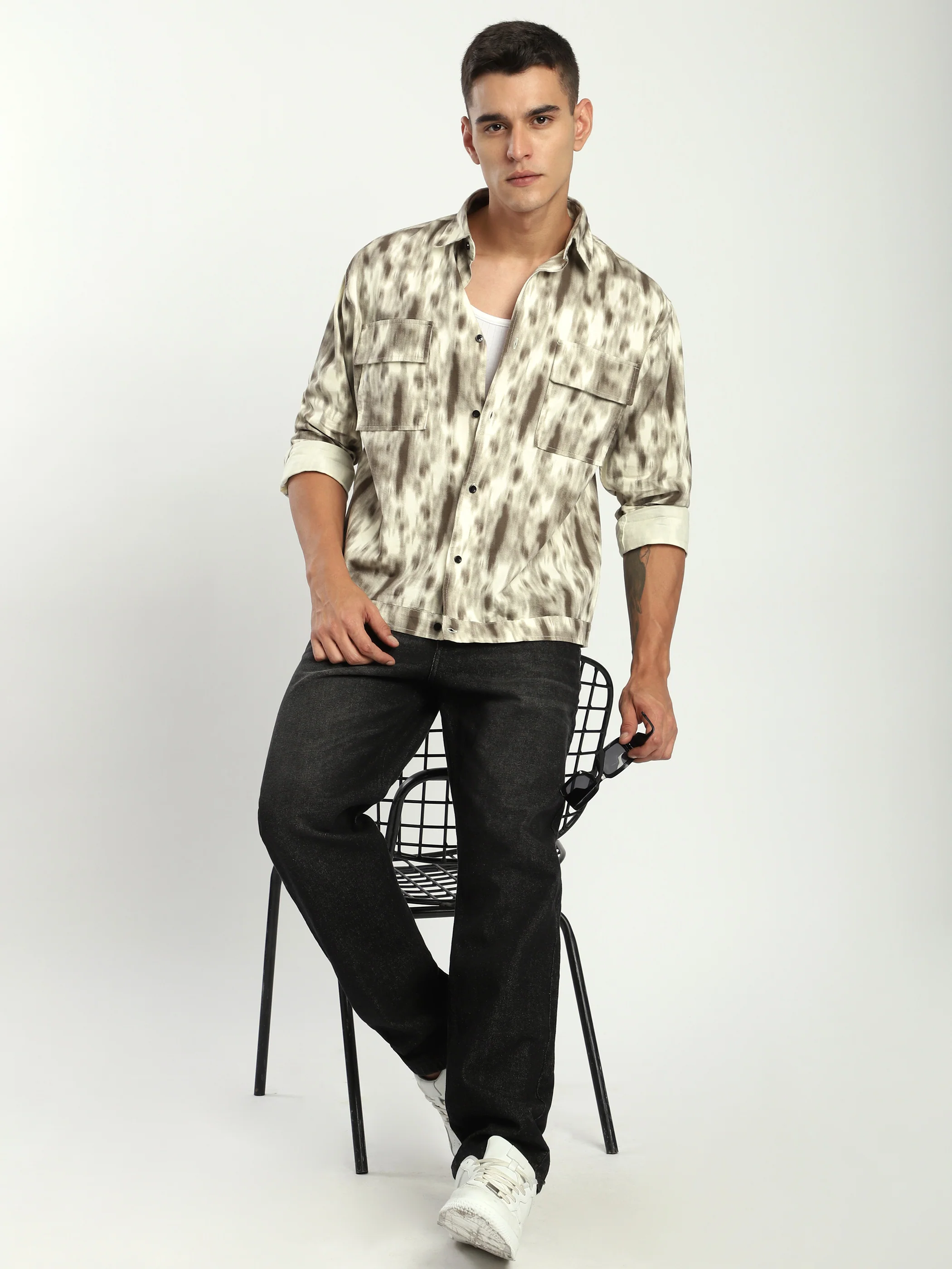 Dye Effect Printed Shacket - Image 4