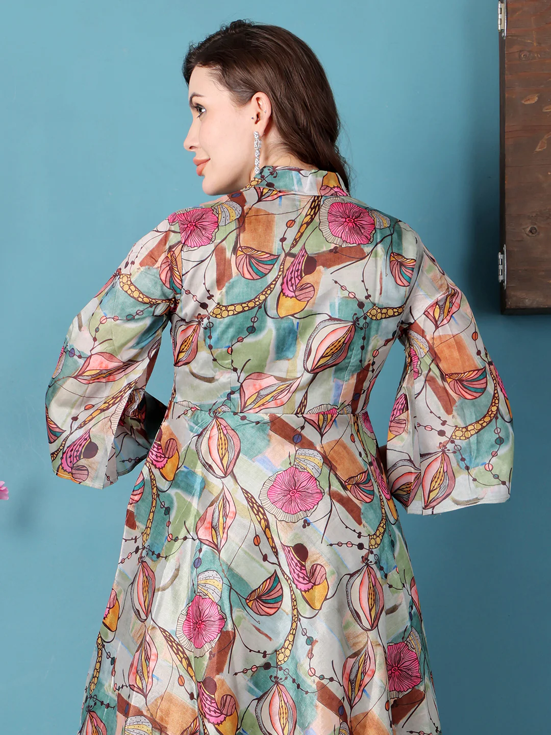 Bollywood Vogue Ready To Wear Multicolored Crepe Digital Printed Kurta Set - Image 5