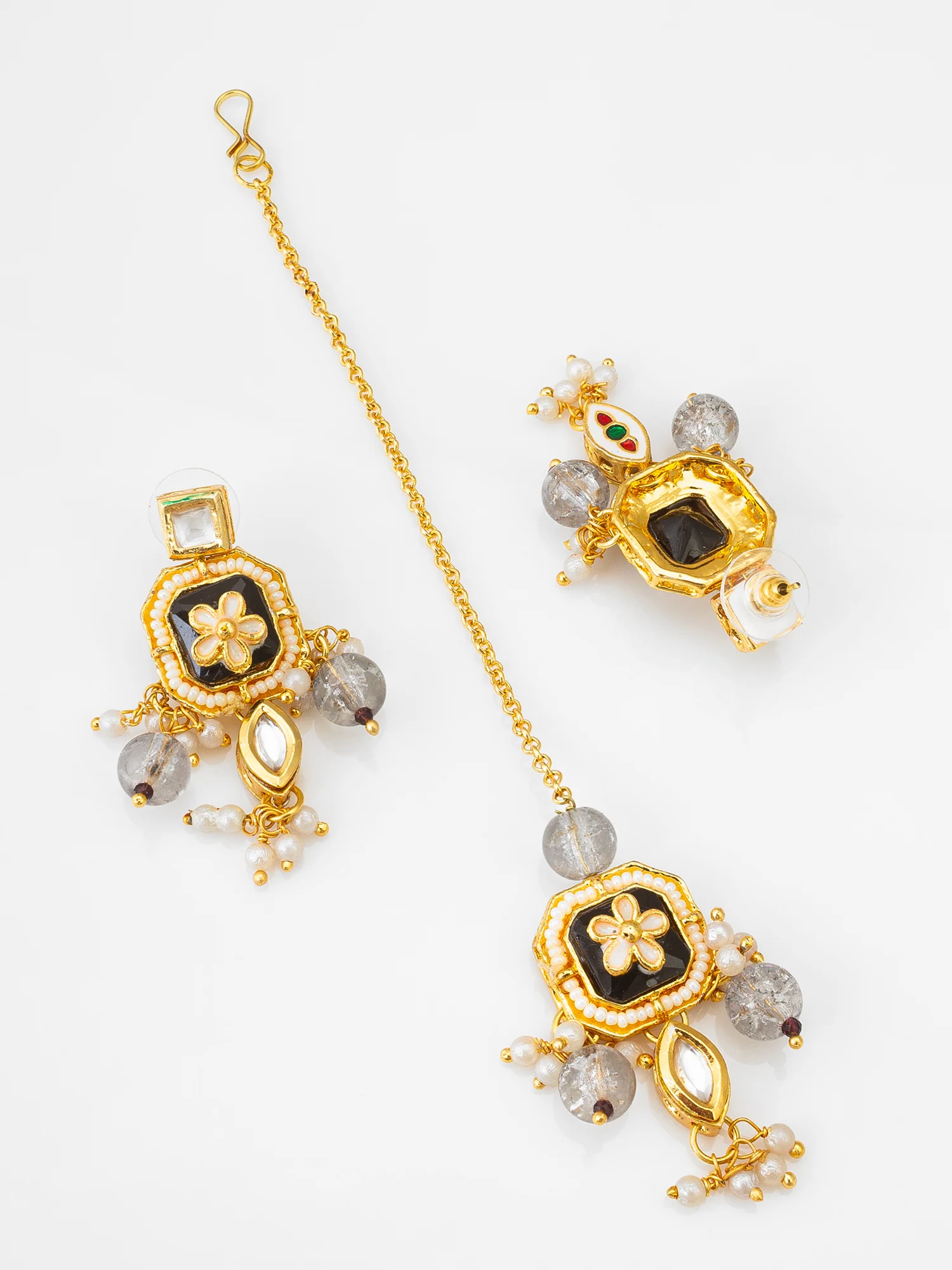 Kundan Necklace Set with Meenakari Earrings and Maang Tikka - Image 3