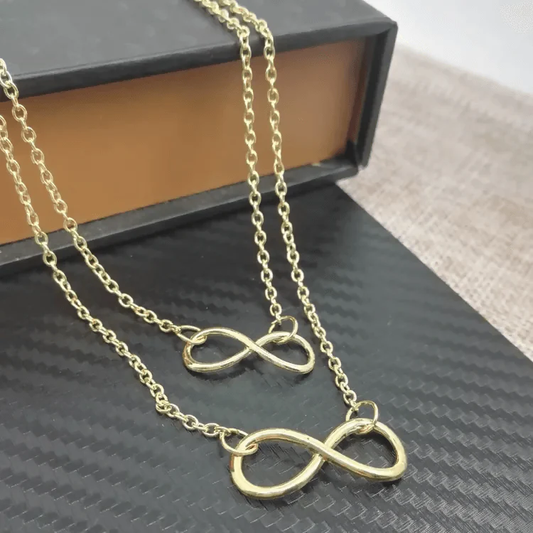 Pinapes Double Charm Infinity Necklace – Gold Layered Lucky 8 Chain for Women