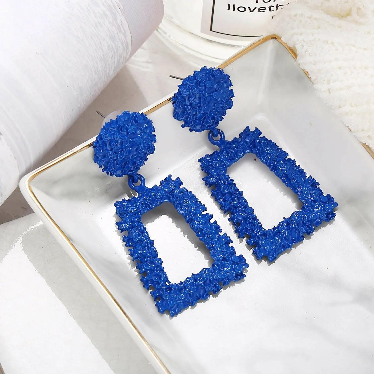 Pinapes Modern Blue Earrings Sleek & Stylish Dangle Earrings for Women