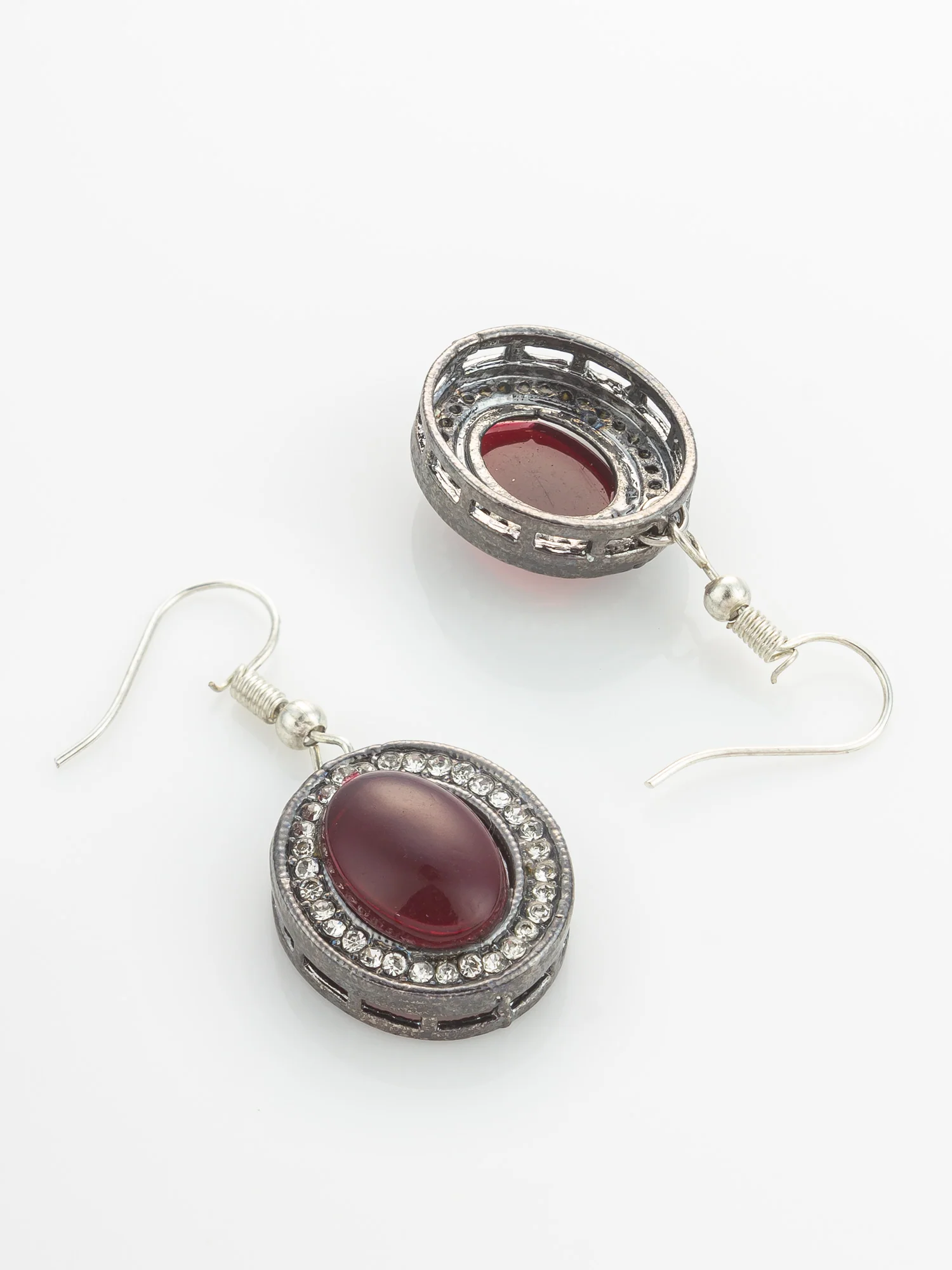 Silver Plated Pearl Choker Set with Maroon Stone - Image 3