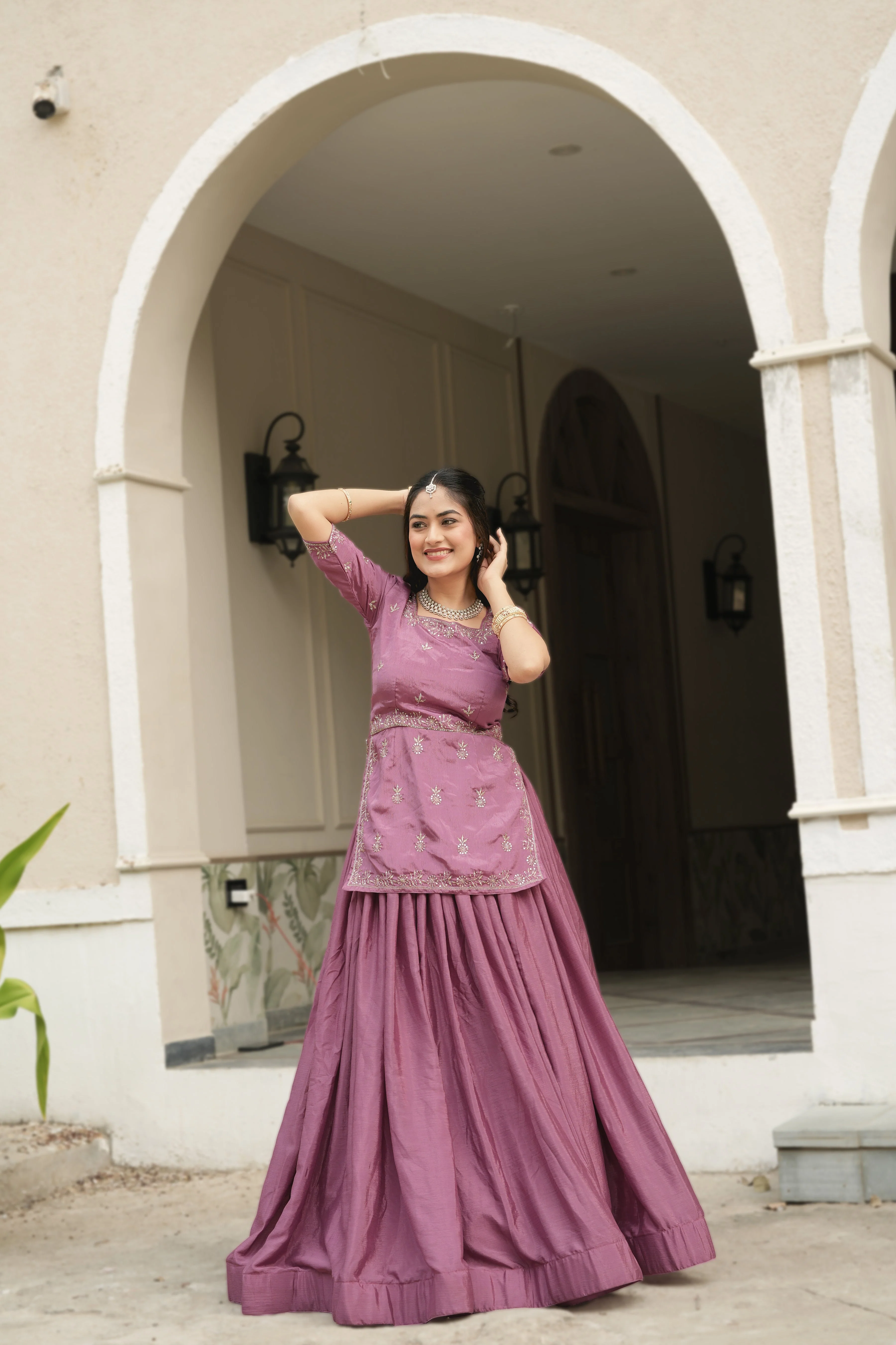 Stylish Embroidered Ethnic Sets - Image 7