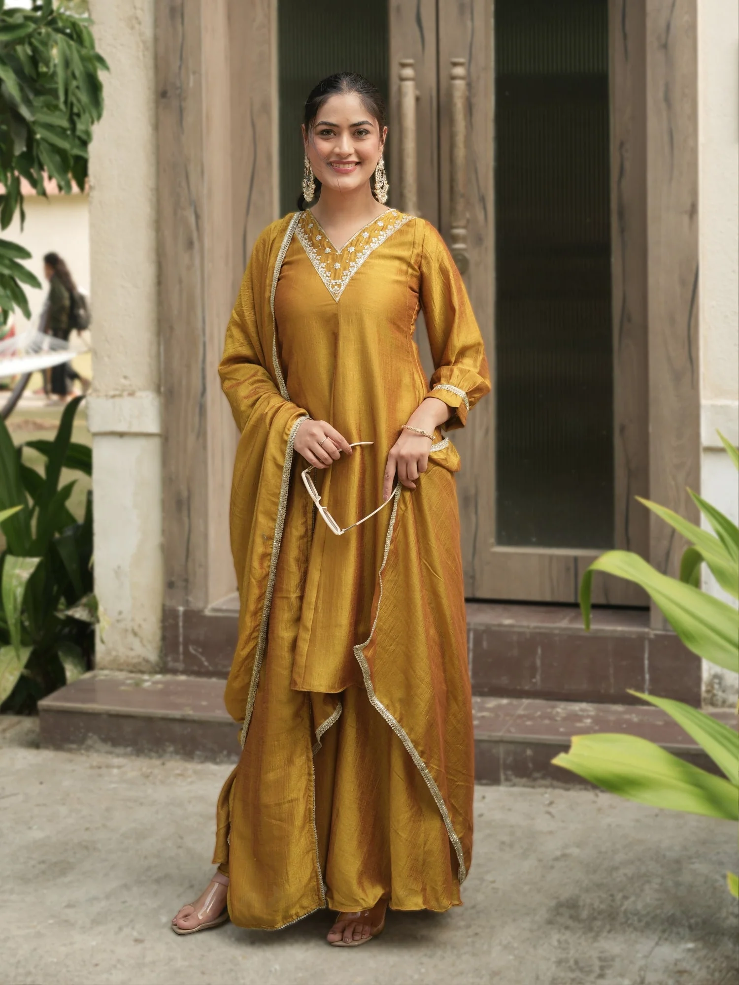 Women Latest Kurta Plazoo Sets With Dupatta - Image 2
