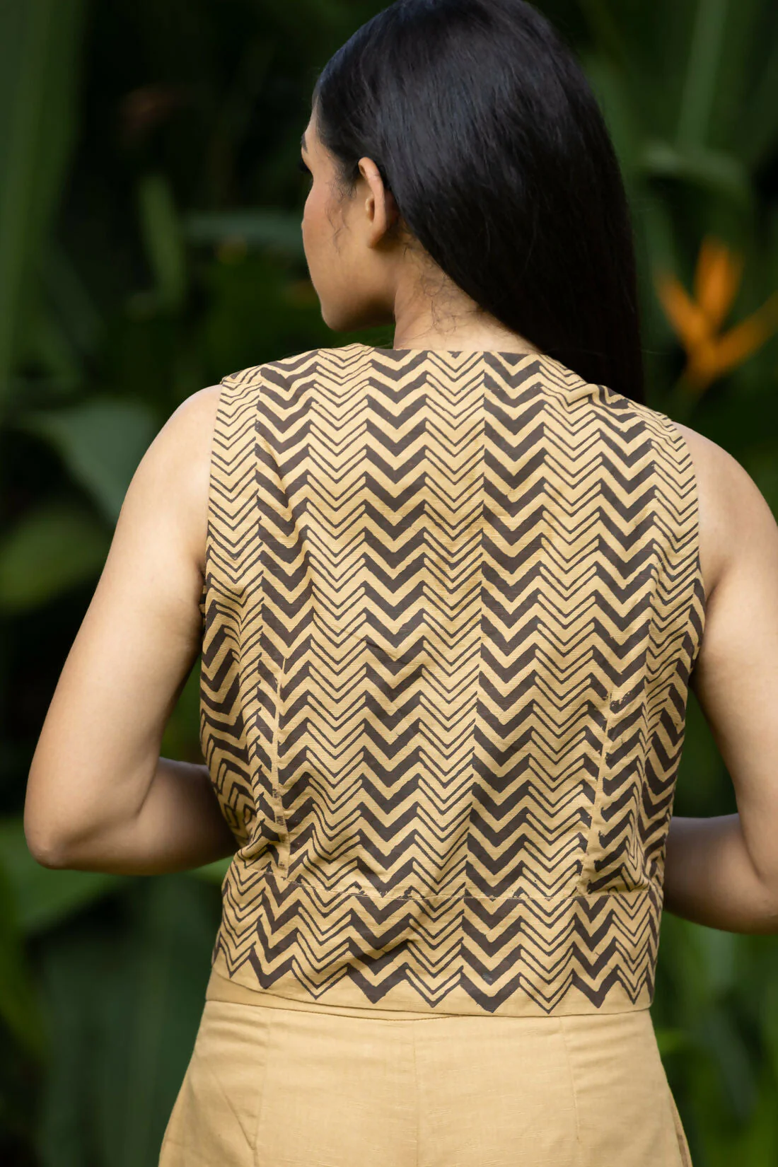 Women’s Classic Chevron Print Cotton Linen Overlap Top with Adjustable Waist - Image 3